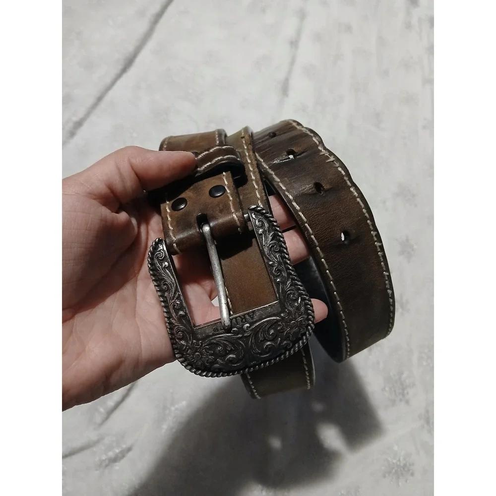 Genuine Leather ariat belt size xl with silver belt buckle